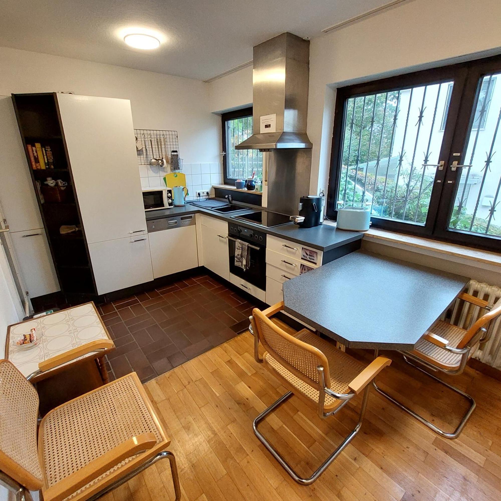 Grosszuegige Wohnung Mit Terrasse Wuerzburg, Zell Zell am Main Bagian luar foto