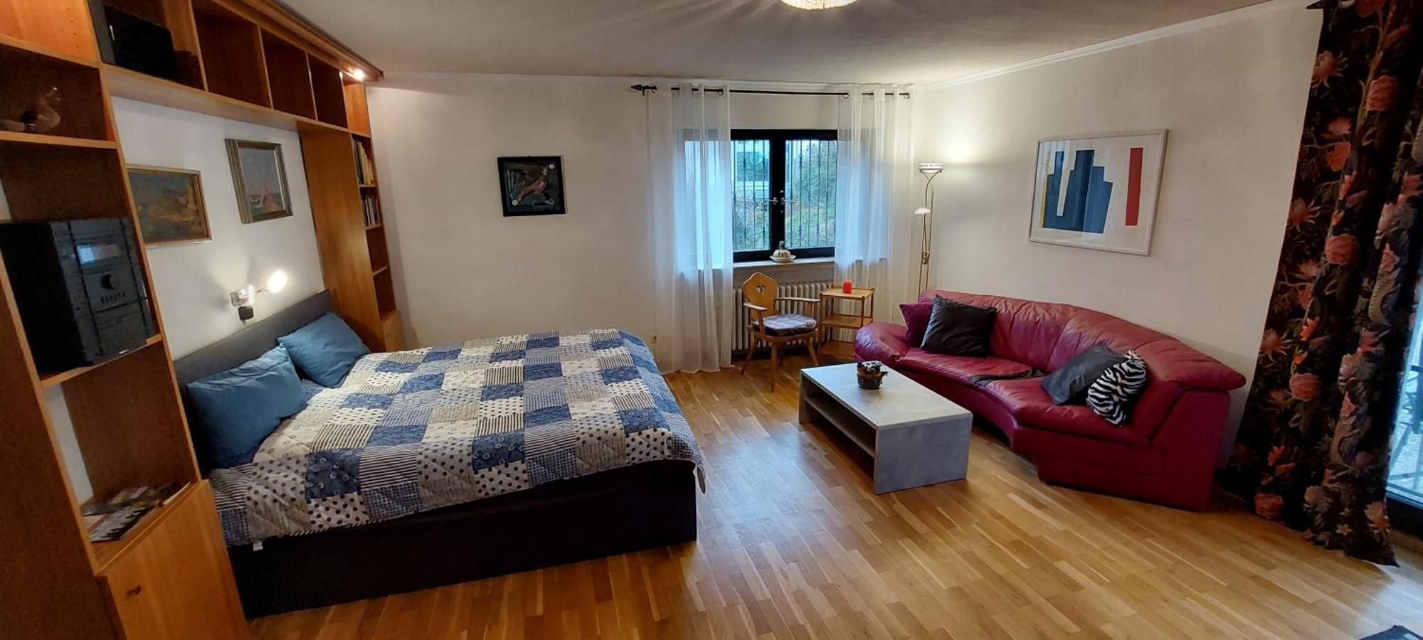 Grosszuegige Wohnung Mit Terrasse Wuerzburg, Zell Zell am Main Bagian luar foto