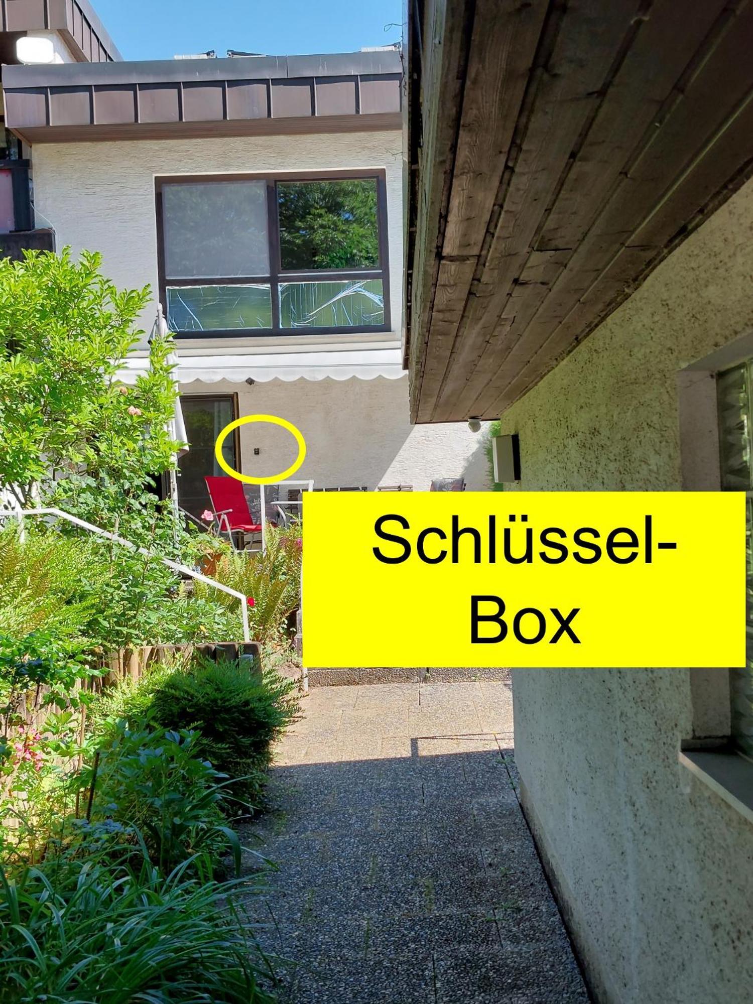 Grosszuegige Wohnung Mit Terrasse Wuerzburg, Zell Zell am Main Bagian luar foto